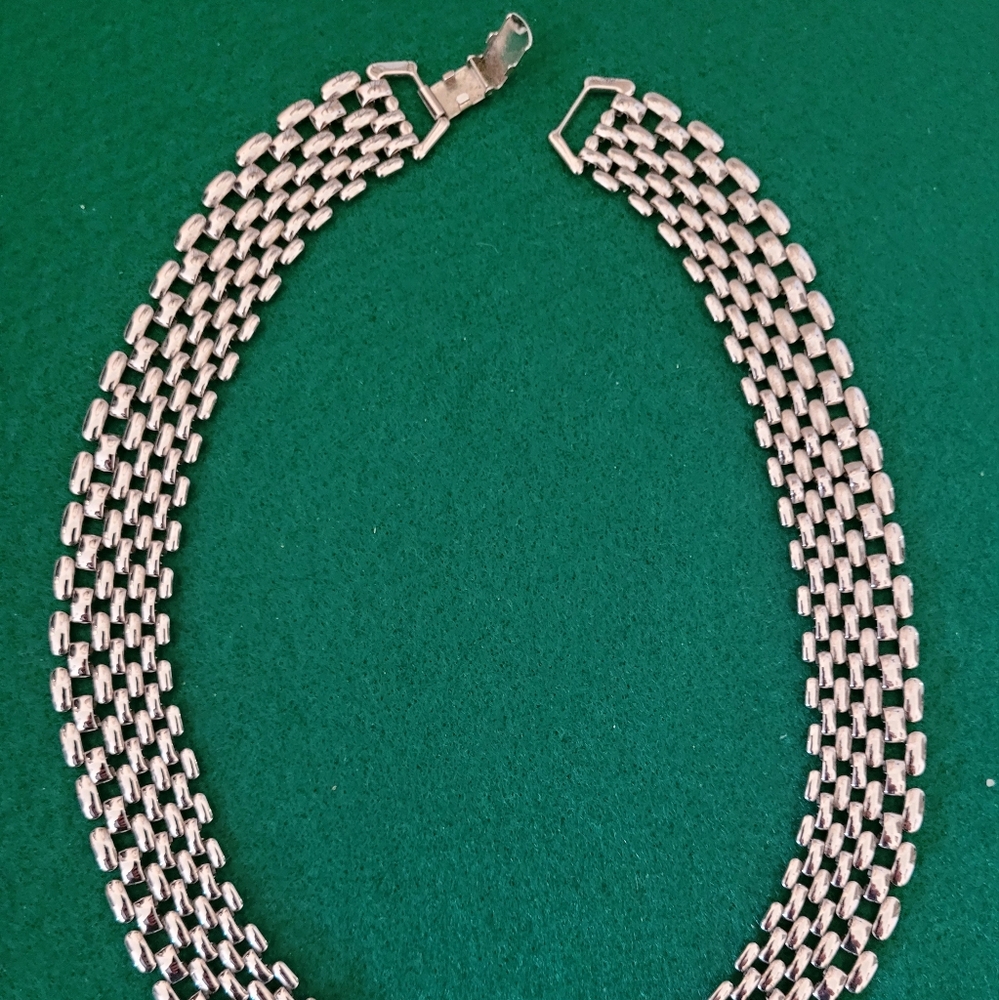 Fashion necklace silver